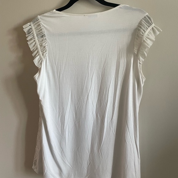 Ricki’s Lace Blouse - Picture 3 of 3